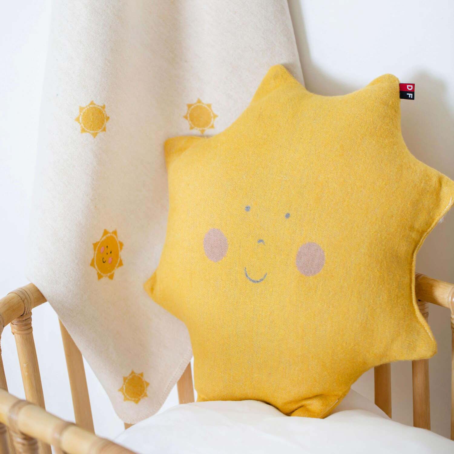 Kissen "JUWEL - Sonne" - 40x40 cm (Senf)