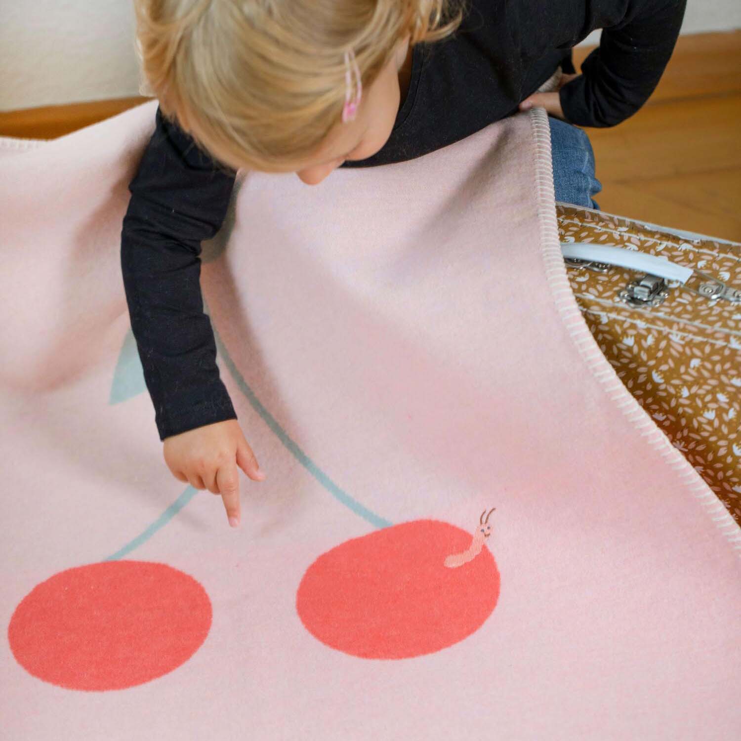 Kinderdecke "LILI - Wurm" - 90x70 cm (Altrosa)