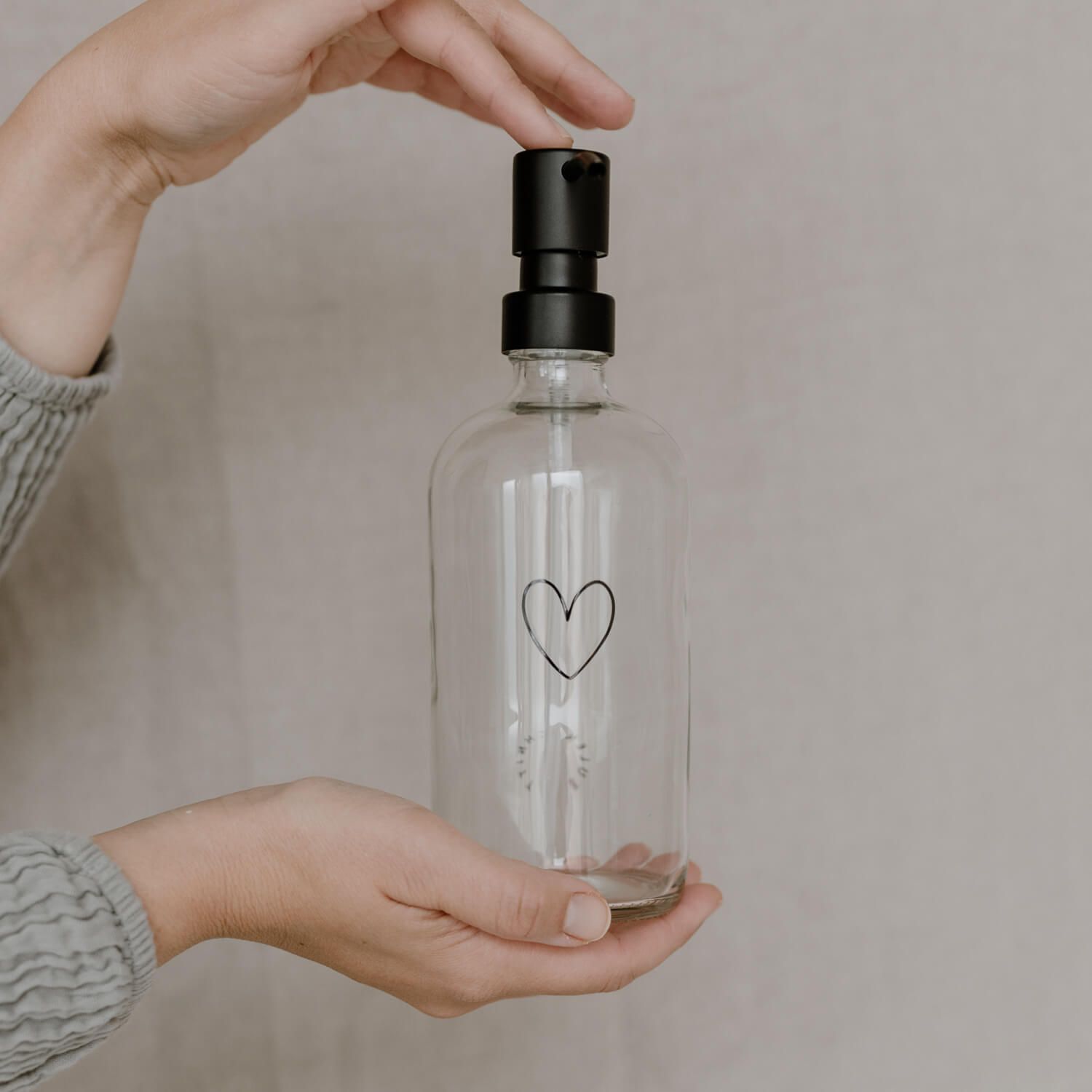 Seifenspender "Herz" - 500 ml (Transparent)