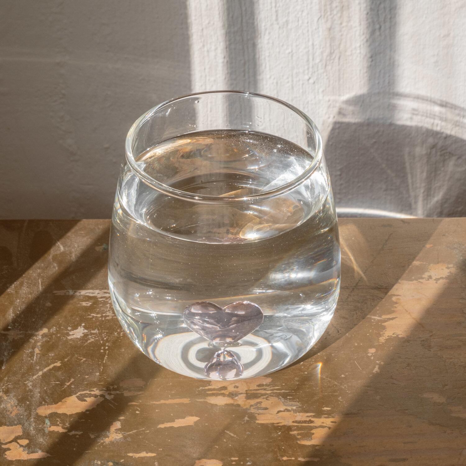Trinkglas "Herzfigur" (Transparent/Rosa)