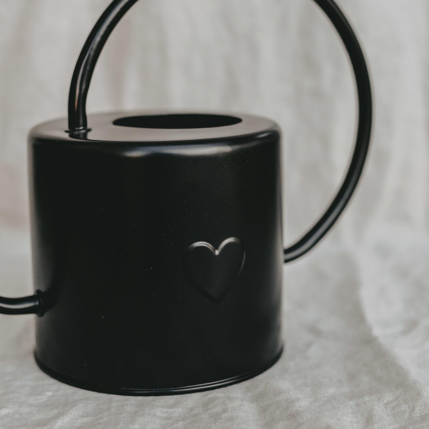 Gießkanne "Herz" - 1,5 l (Schwarz)