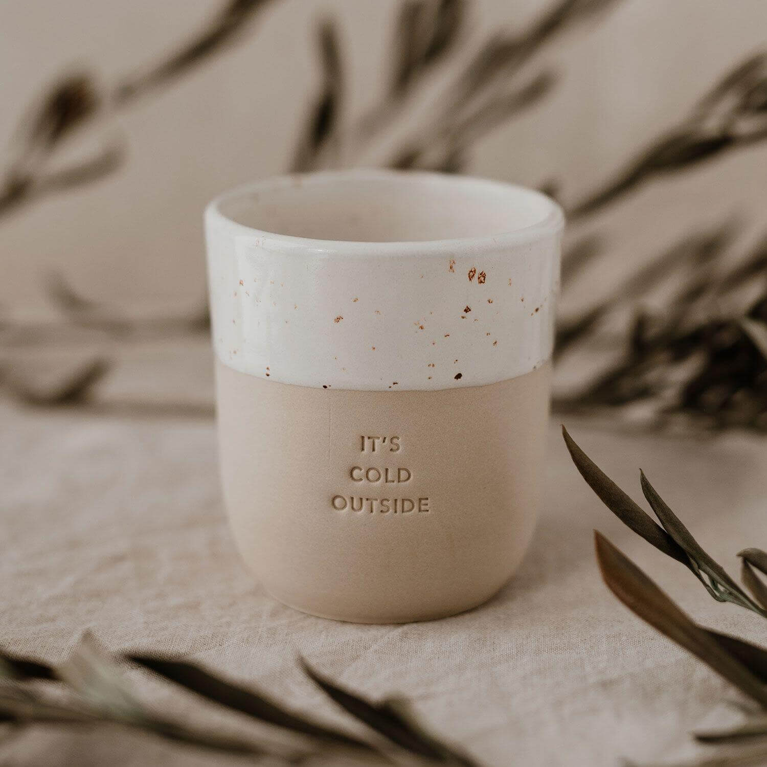 Becher "It's cold outside" - 320 ml (Natur)