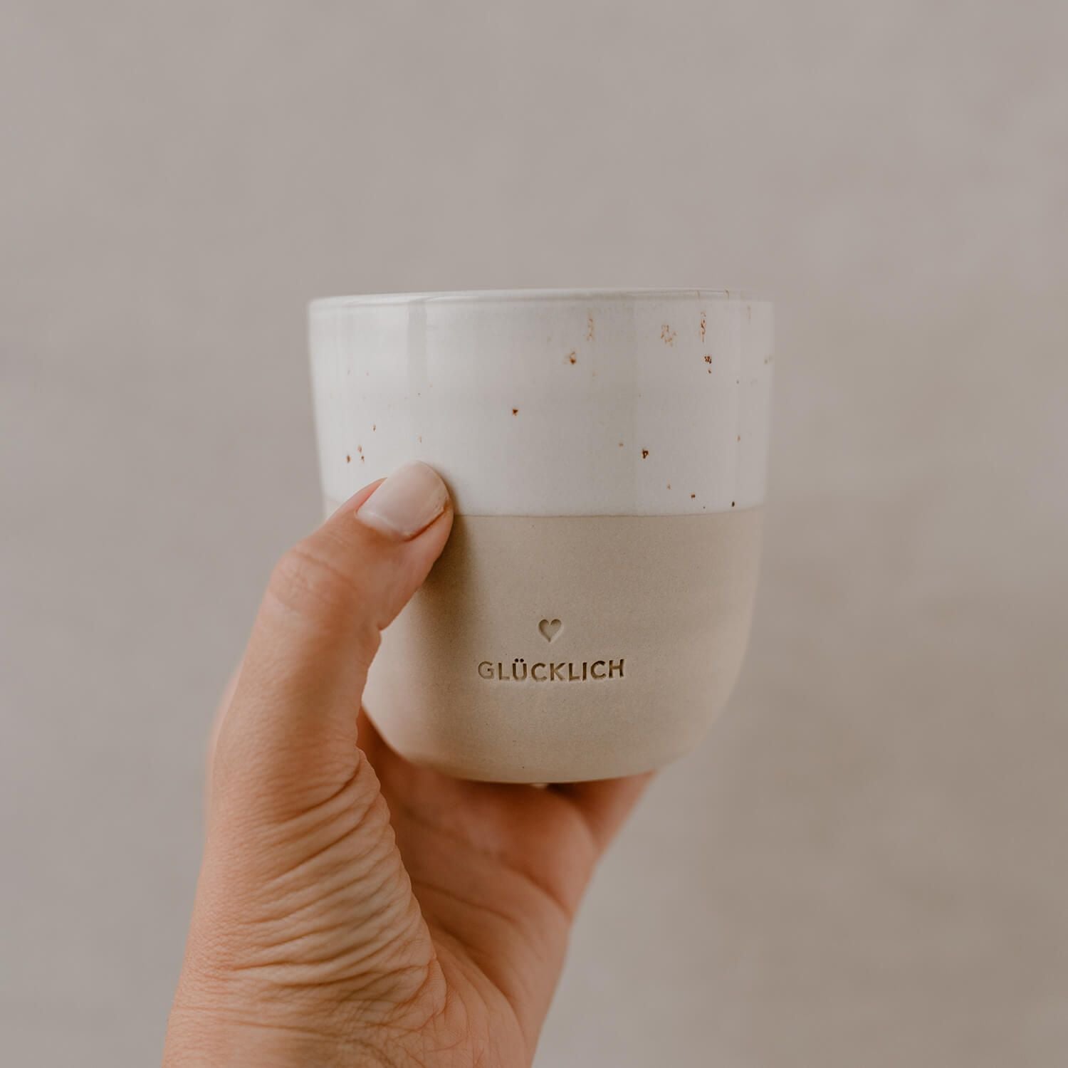 Kleiner Becher "Glücklich" - 200 ml (Natur)