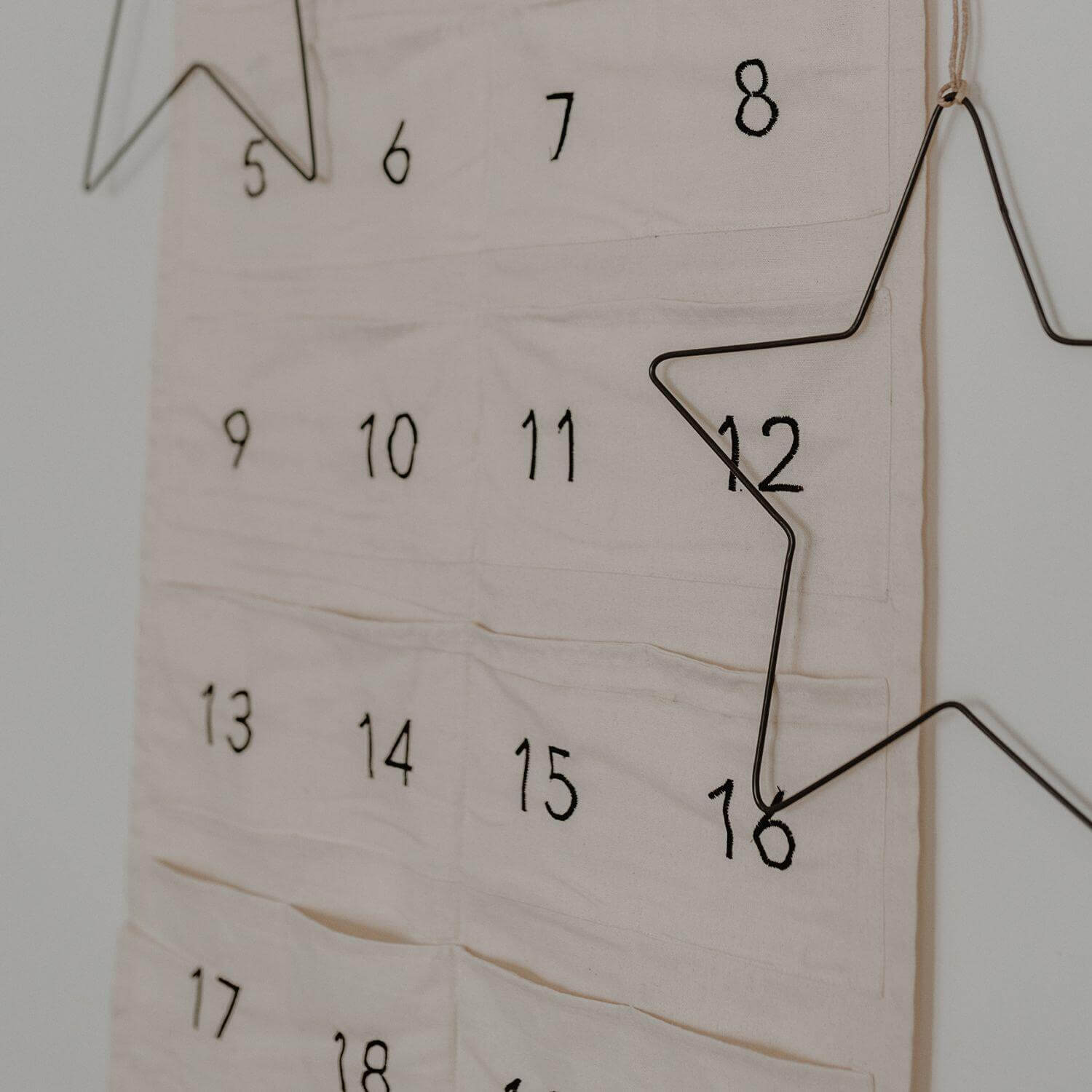 Adventskalender "Vorfreude" - 120x60 cm (Creme)