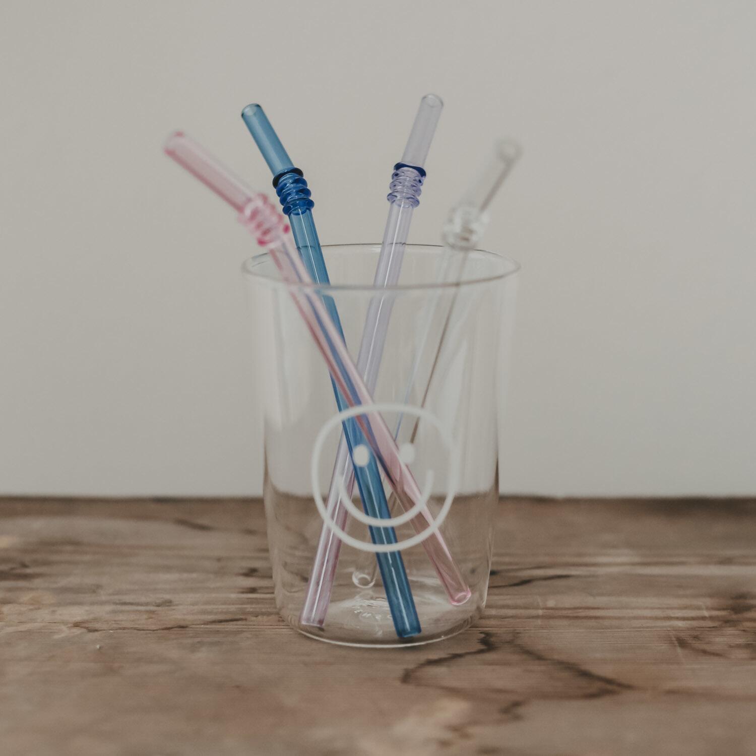 Geknickte Glas-Strohhalme im 4er-Set - 20 cm (Rosa/Flieder/Transparent/Blau)