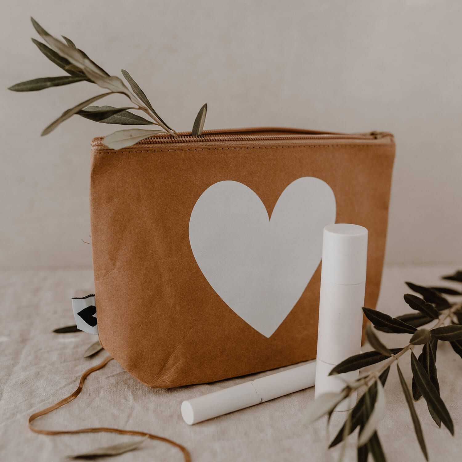Kosmetiktasche "Herz" - 23x15x6 cm (Braun)