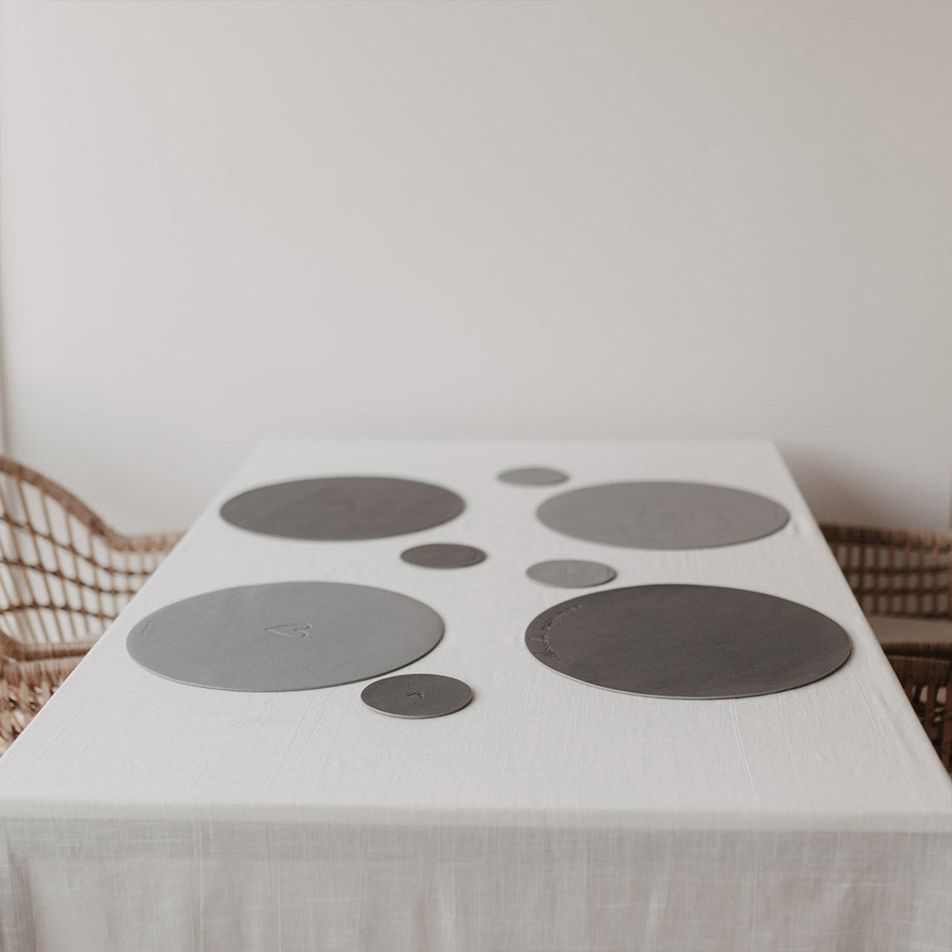 Wendbares Platzset "Wie schön" (Grau)