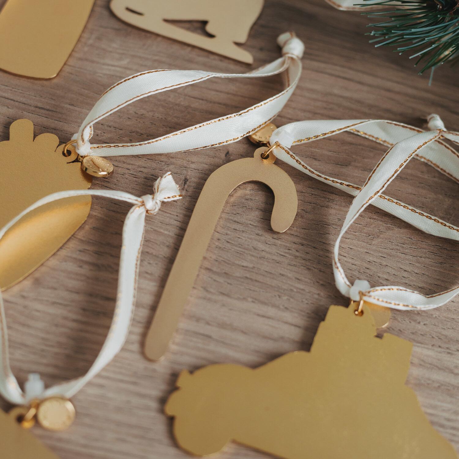 Baumschmuck "Zuckerstange" - 3,1x9,6 cm (Gold/Rot)