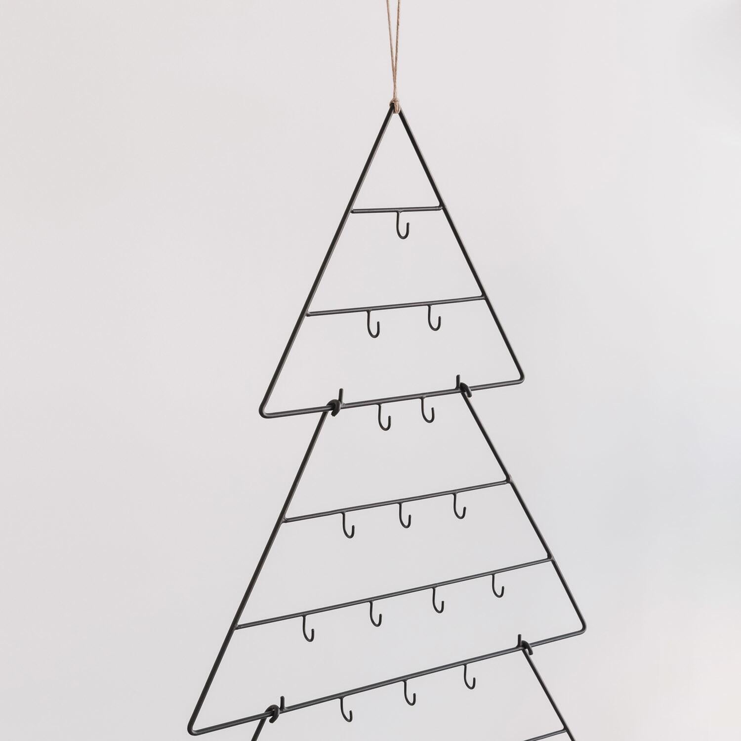 Adventskalender "Tanne" - 65x86x2 cm (Schwarz)