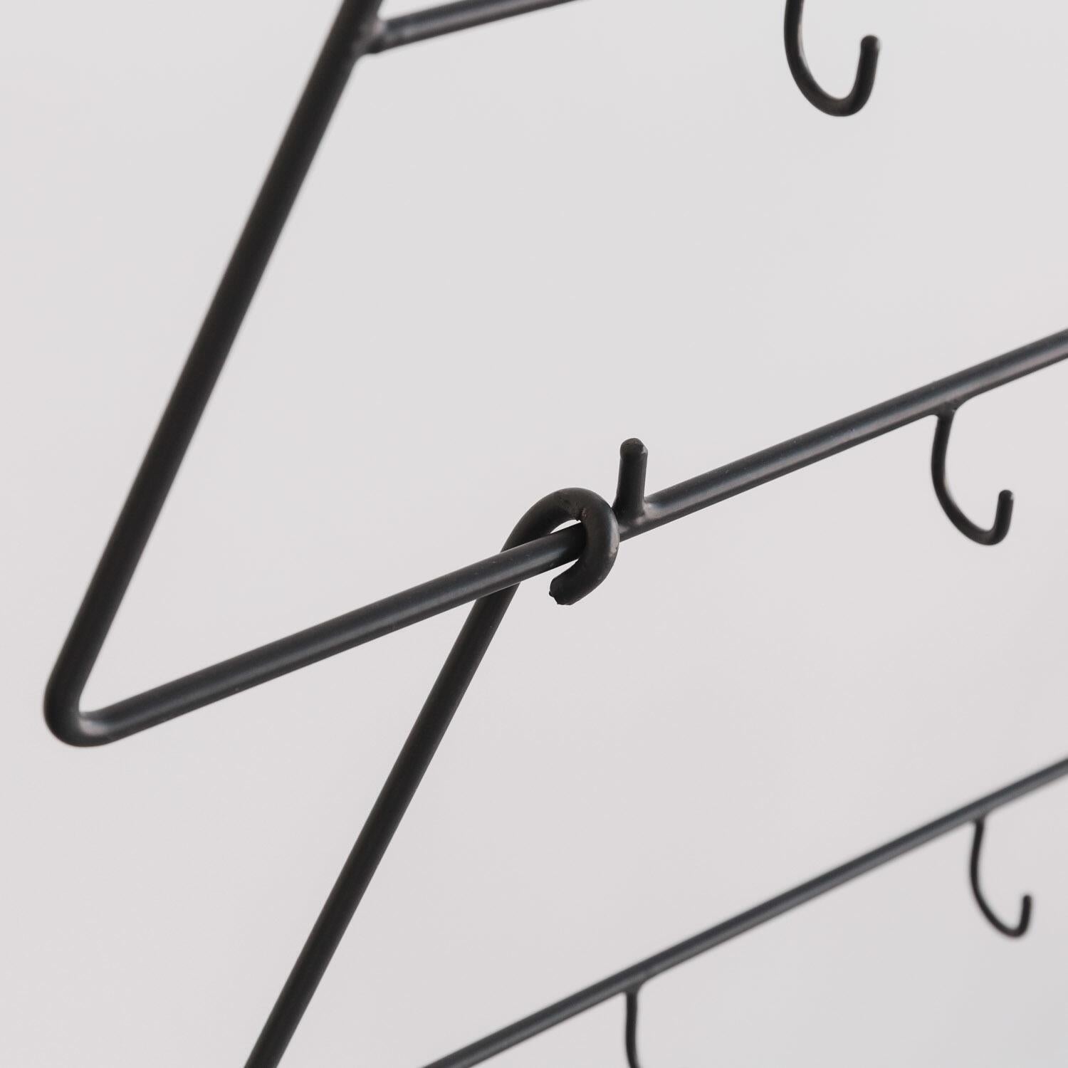 Adventskalender "Tanne" - 65x86x2 cm (Schwarz)
