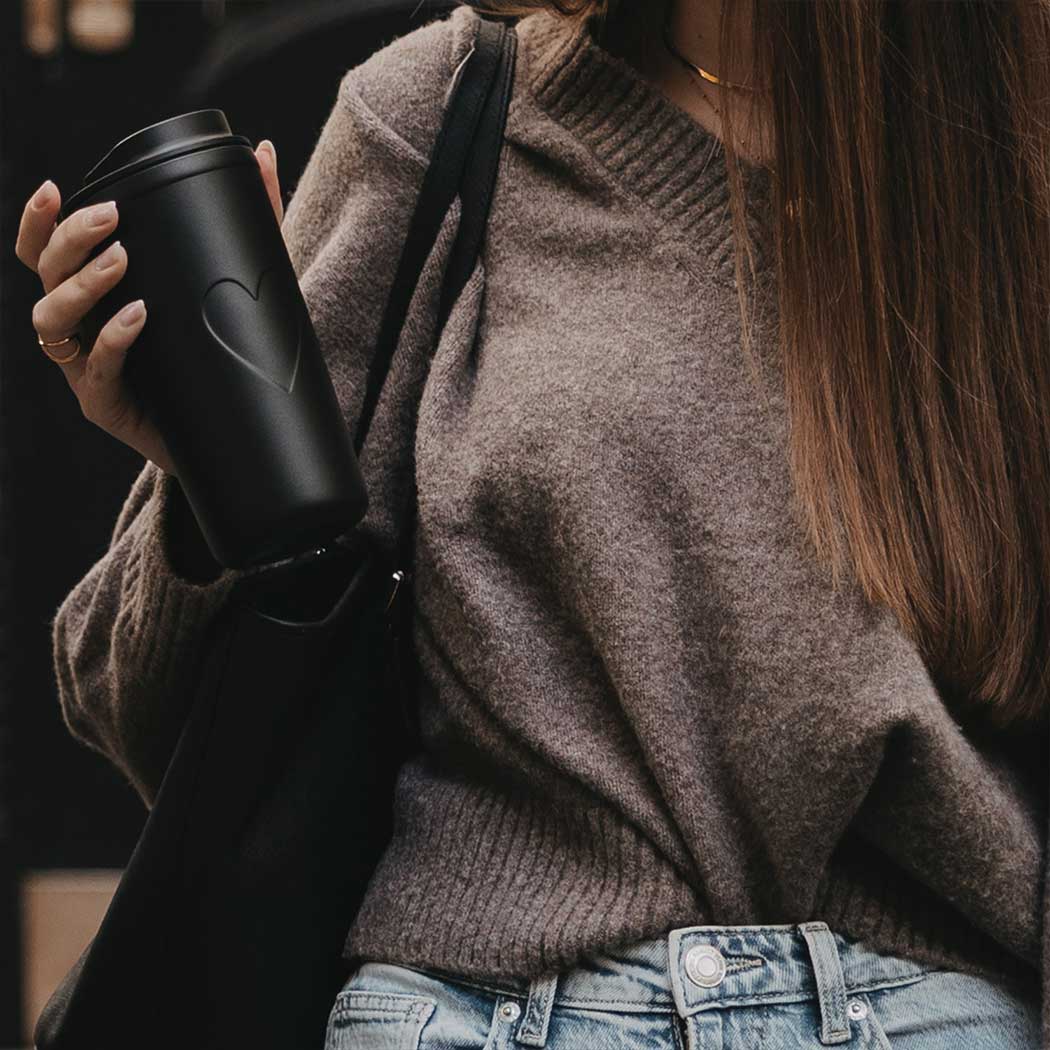 To Go Becher "Herz" (Schwarz)