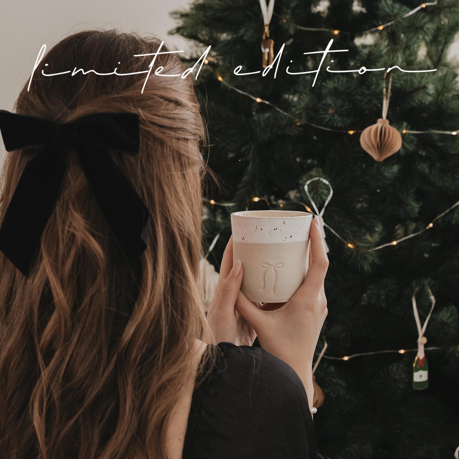 Limitierter Becher "Schleife"