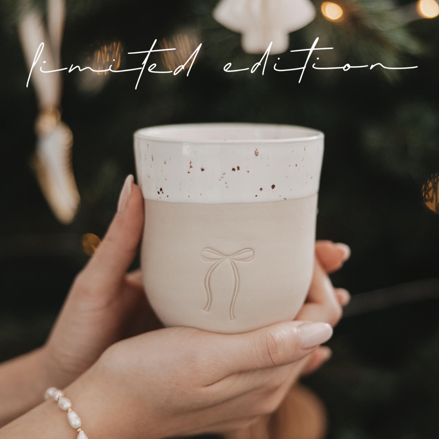 Limitierter Becher "Schleife"