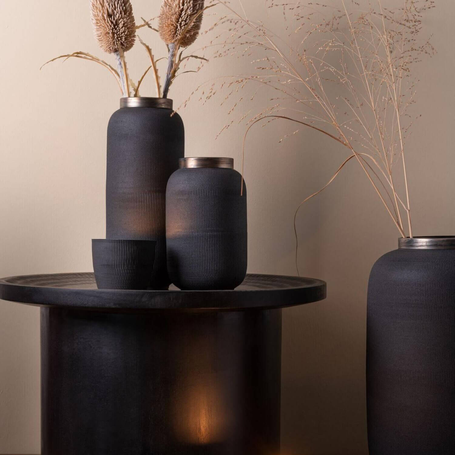 Vase mit Metallring "Saigon" - S (Schwarz)