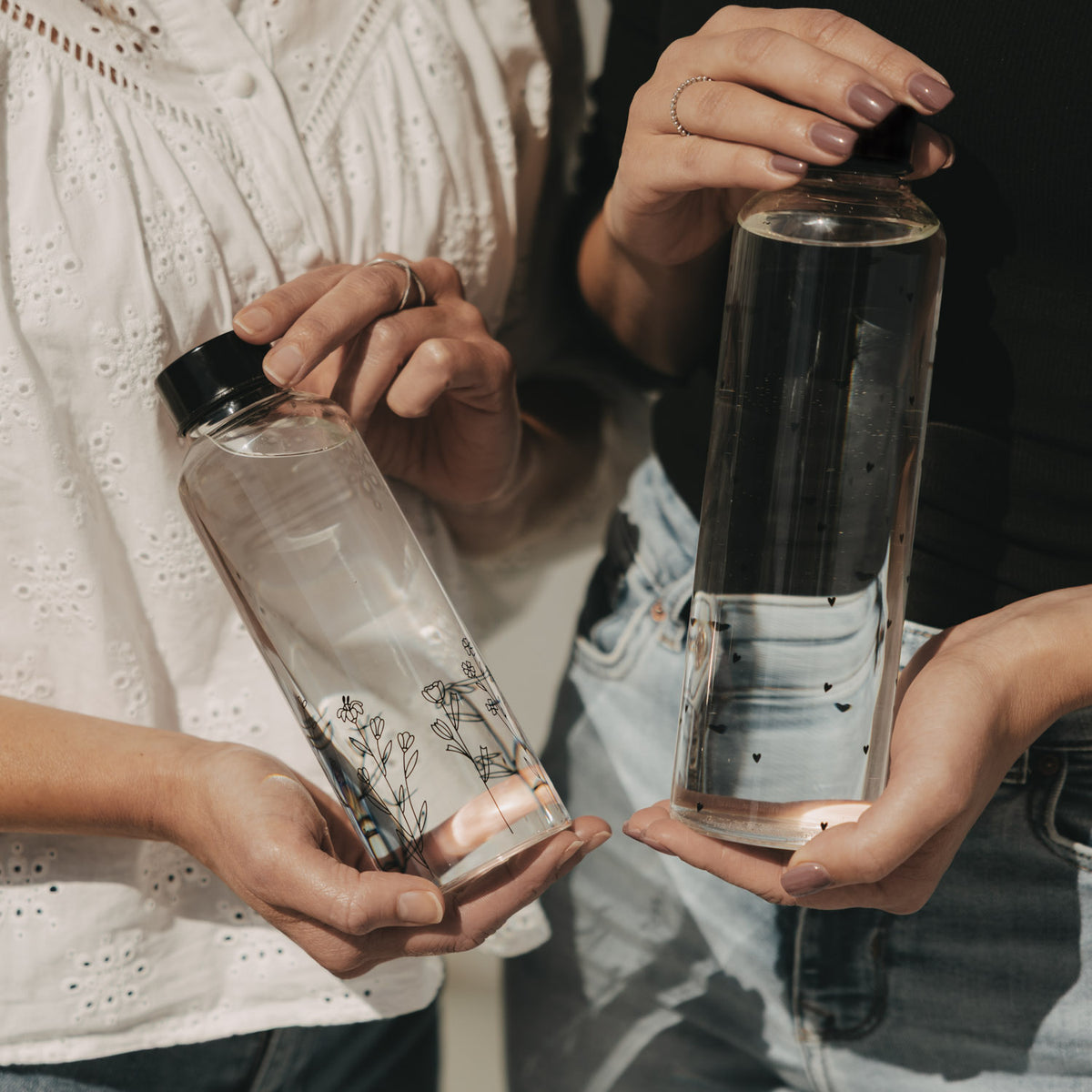 Trinkflasche "Herzen" - 750 ml (Transparent)