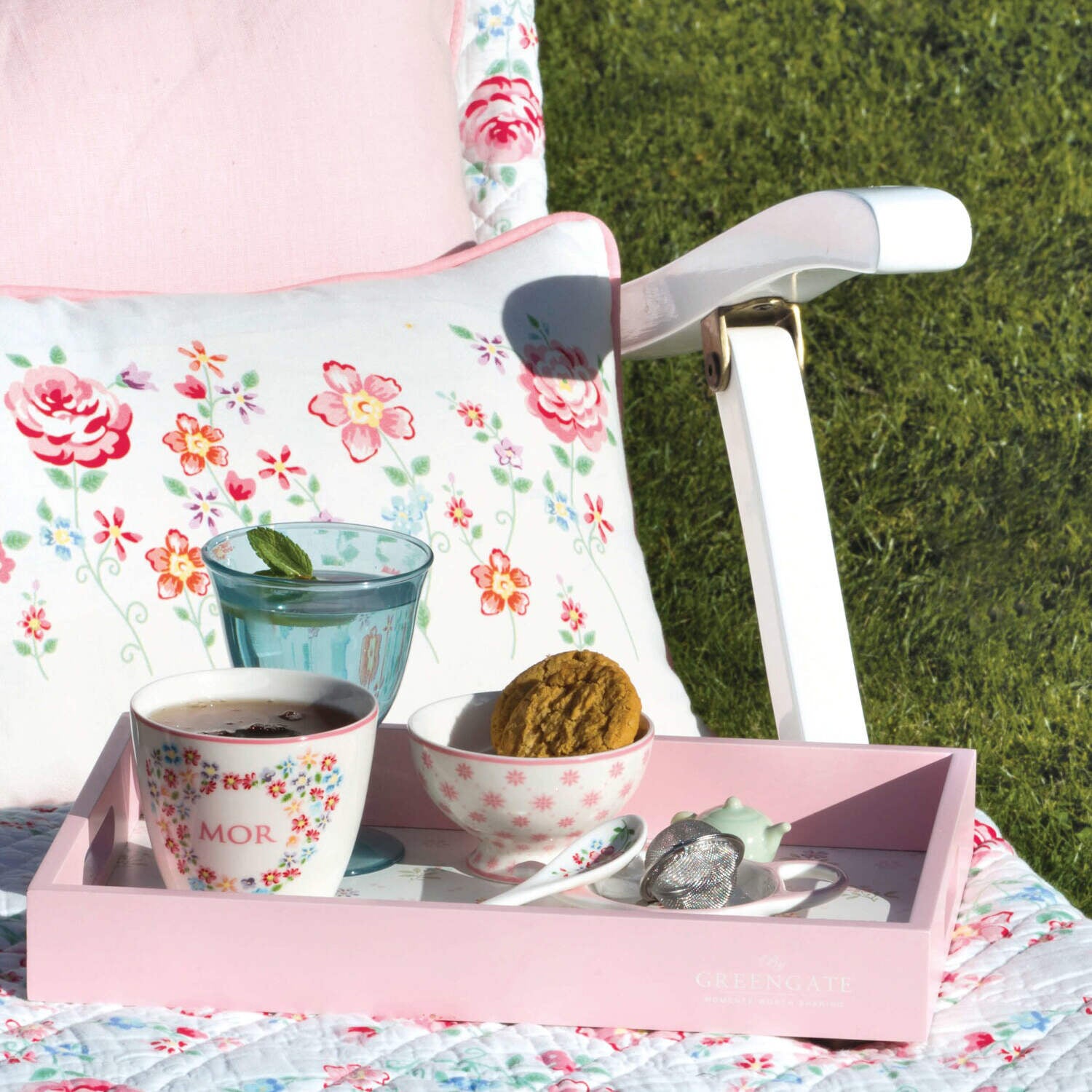 Karten und Umschläge im 12er-Set "Columbine Mom" - Medium (White)