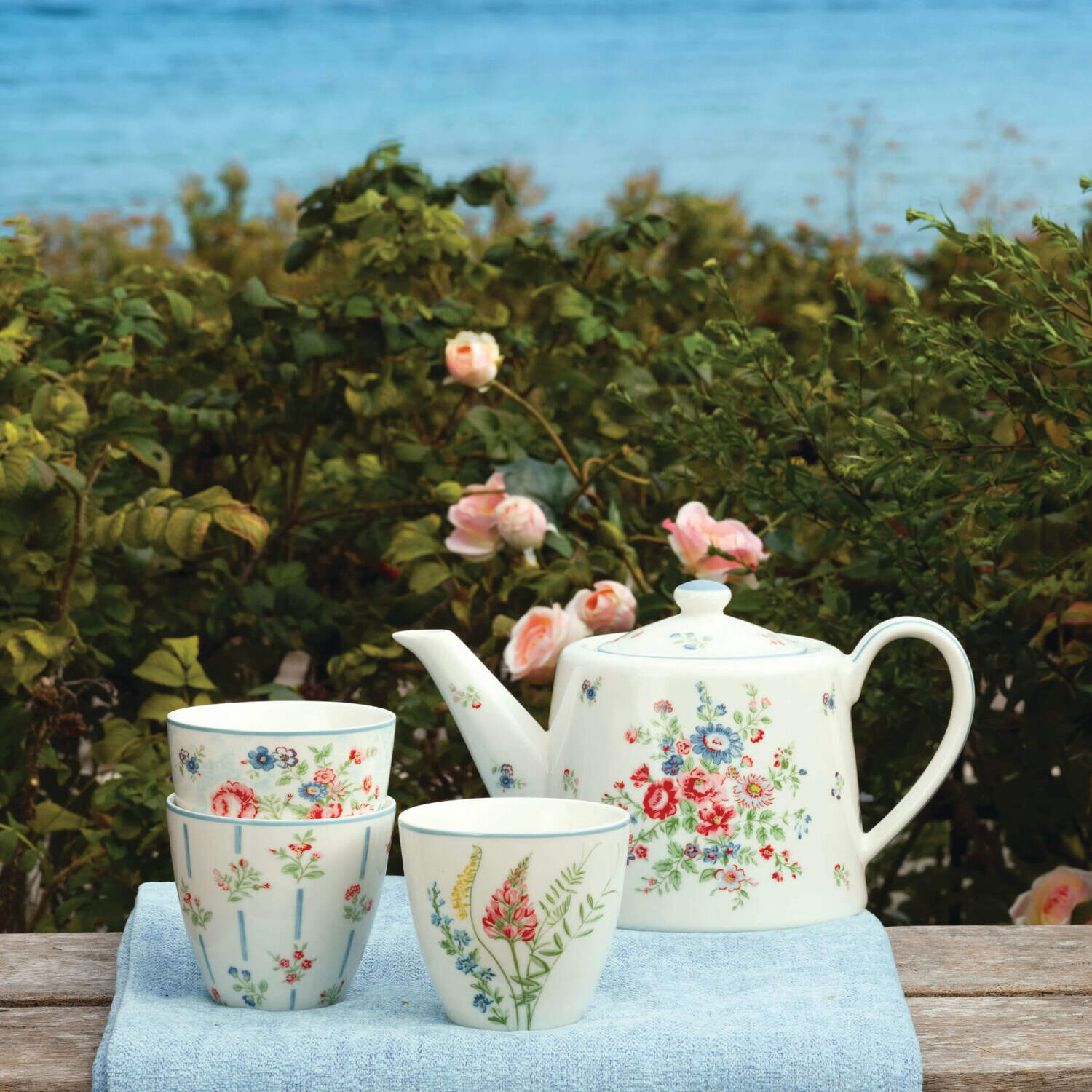Latte Cup "Elwin" (White)