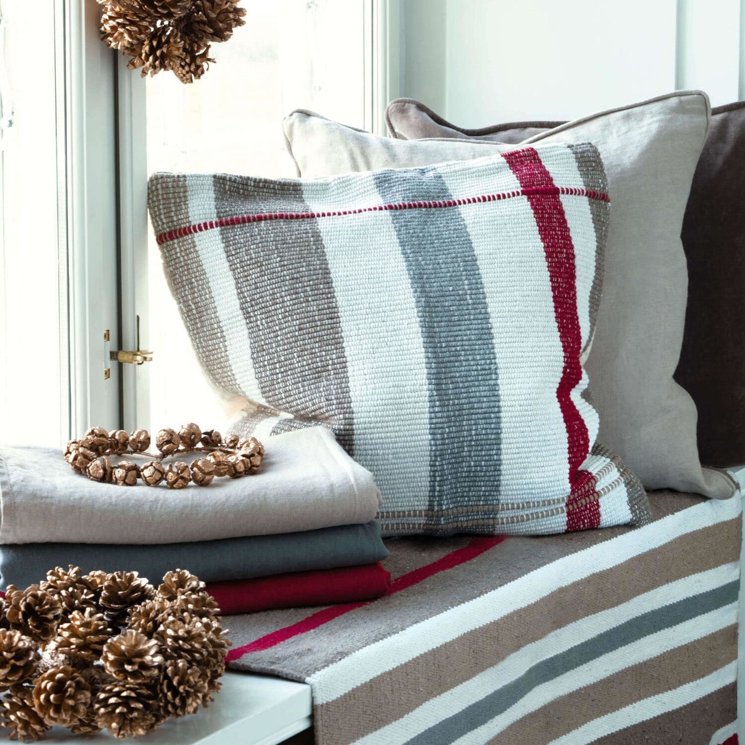 Baumschmuck "Pinecone" - M (Braun)