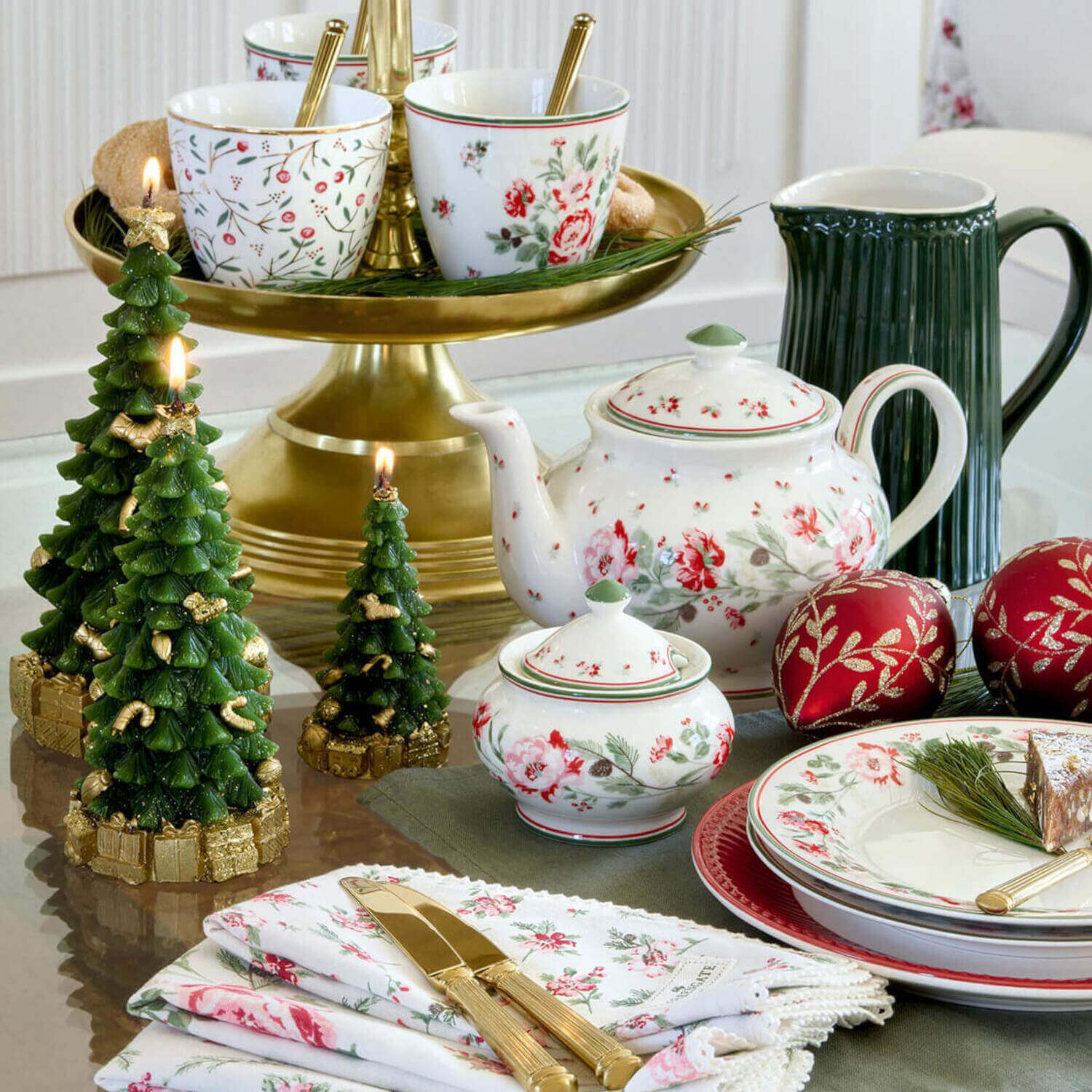 Latte Cup "Leonora" (White)
