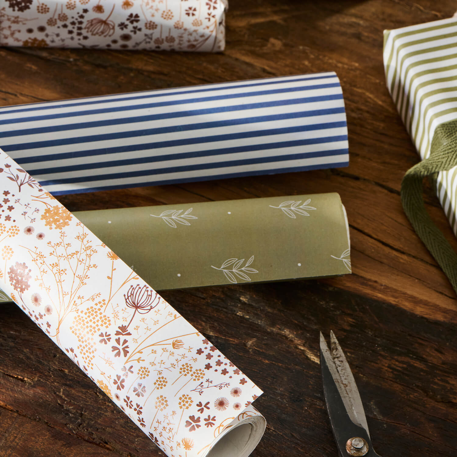 Geschenkpapier "Herbstblumen" - 5 m (Bunt)