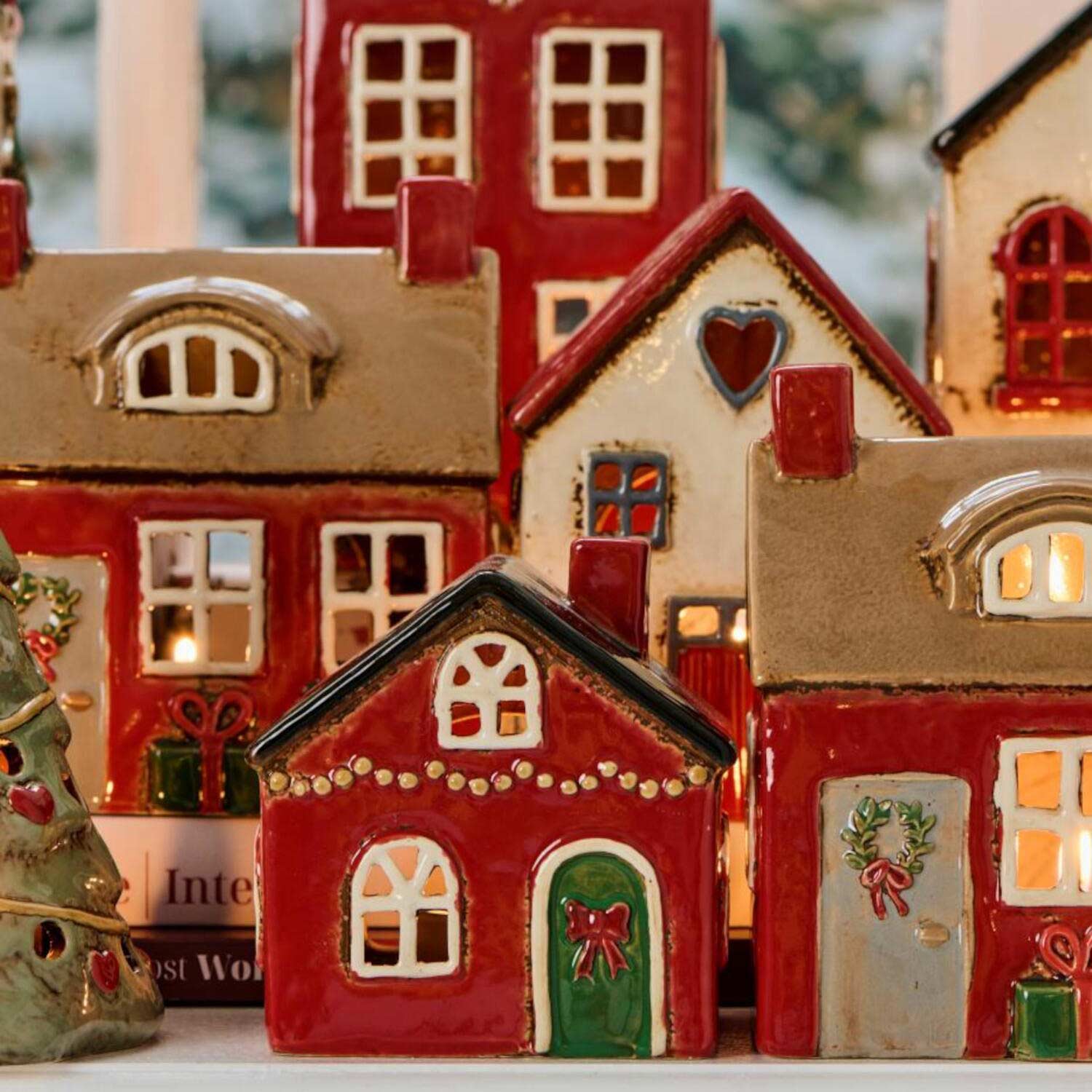 Ib Laursen Haus für Teelicht "Stillenat - rote Schleife" - 10x8x10,5 cm (Rot) Ib Laursen