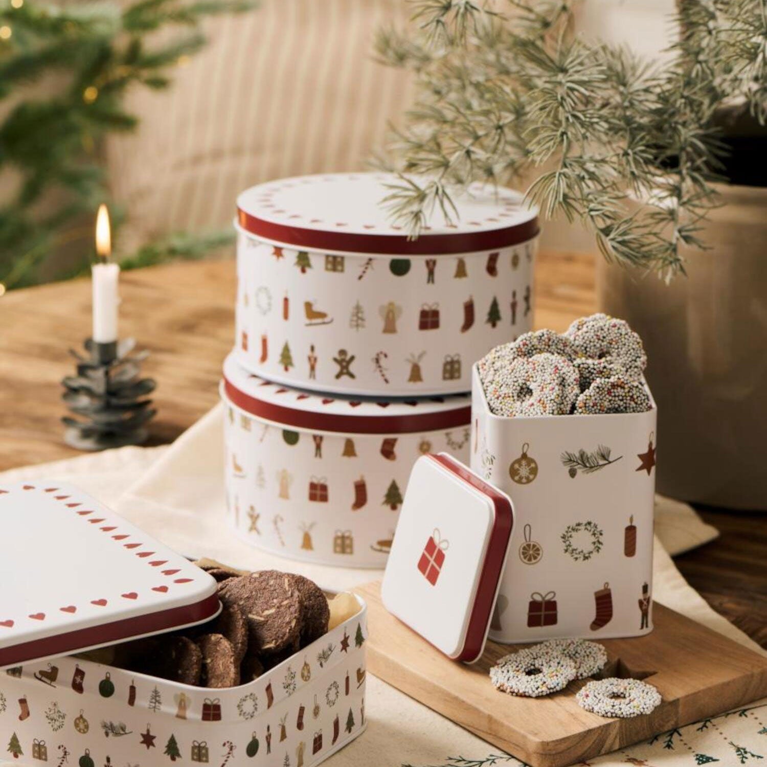 Dose "My Nostalgic Christmas" - 8,7x8,7x12,5 cm (Weiß/Rot) Ib Laursen