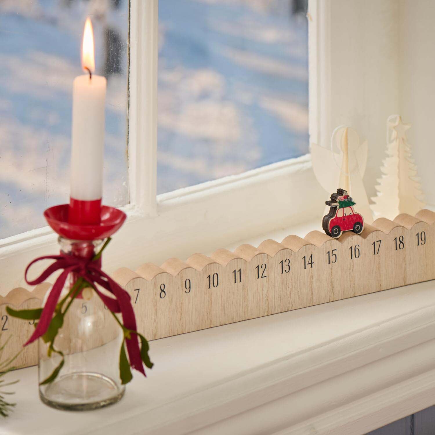 Adventskalender "Fahrendes Auto" - 50x2,5x5,5 cm (Natur)