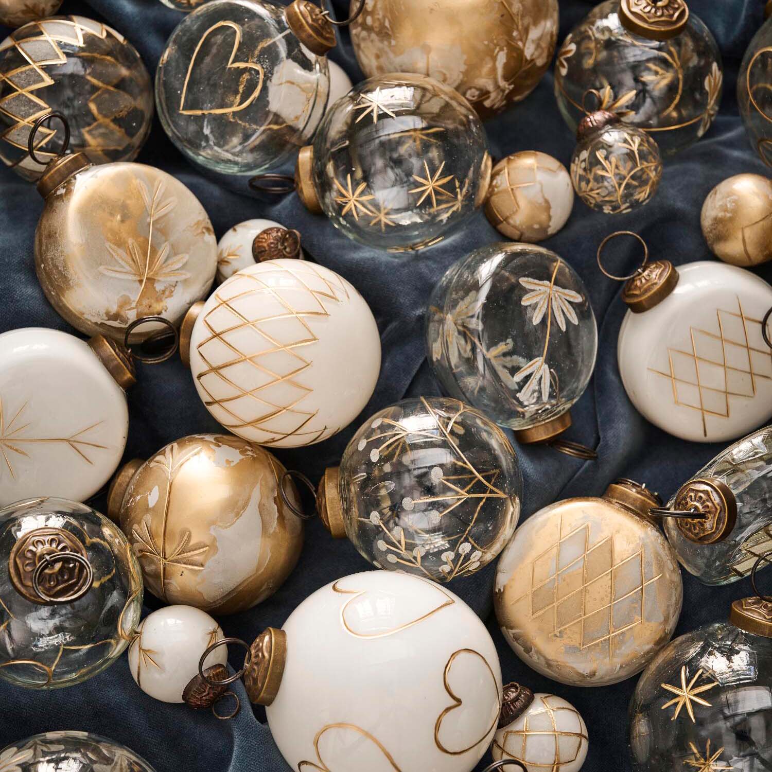 Weihnachtskugeln im Säckchen - Mini (Transparent/Gold)