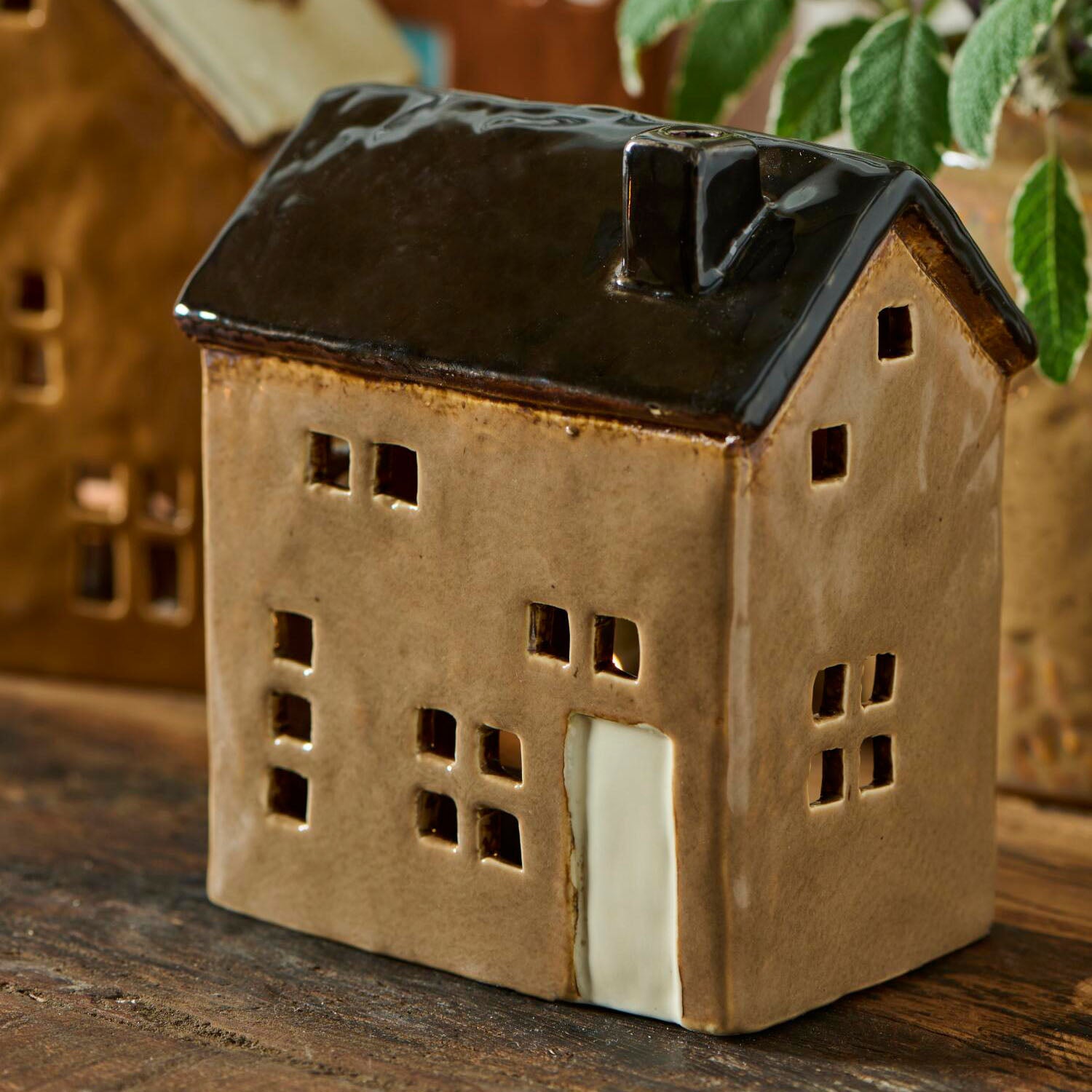 Teelicht-Haus "Brighton" - 11,3x7,5x13,2 cm (Creme)