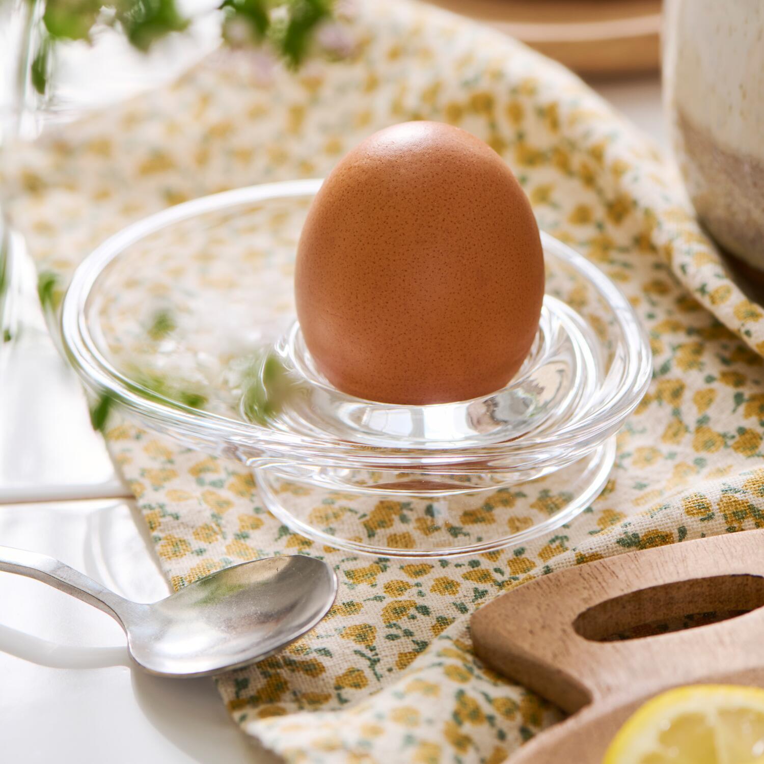 Eierhalter mit kleinem Seitenteller (Klar) Ib Laursen