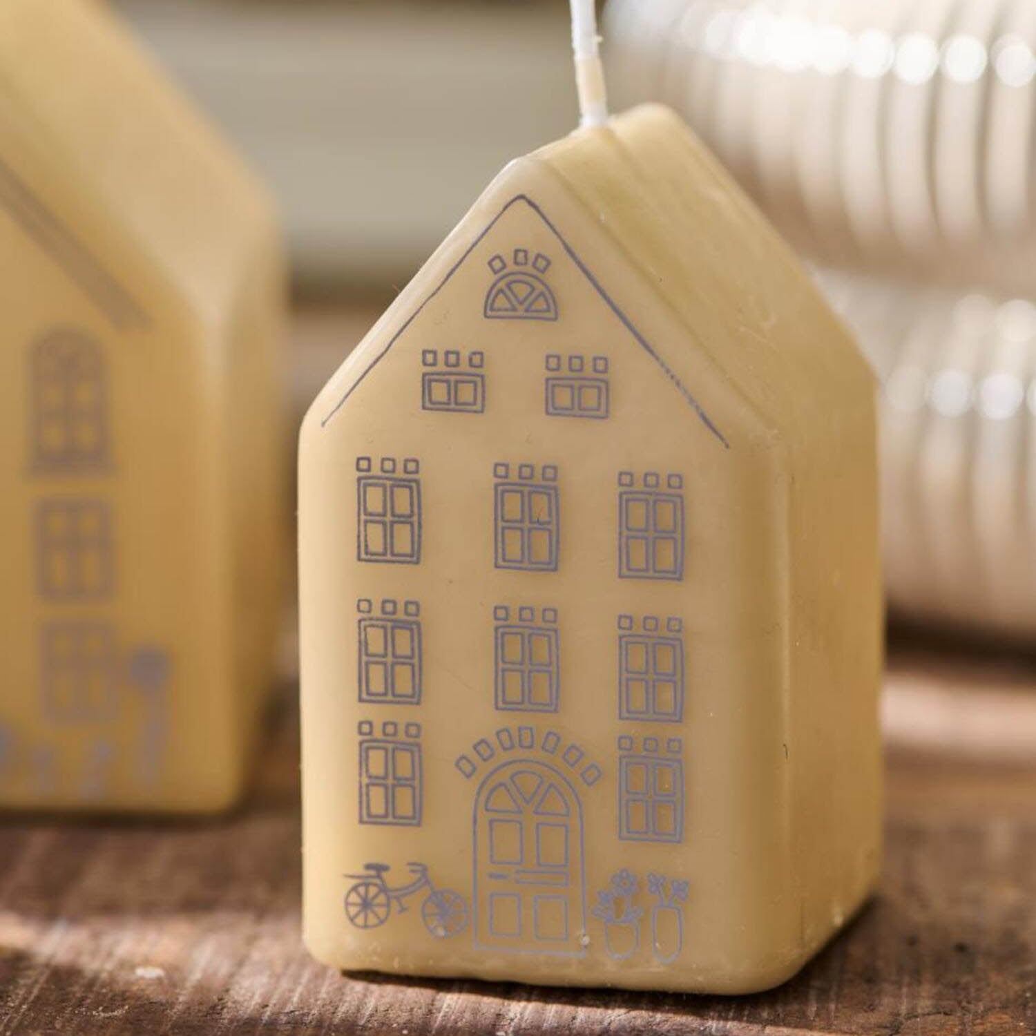 Kerze "Haus" - 5,5x5,5x9 cm (Natur)