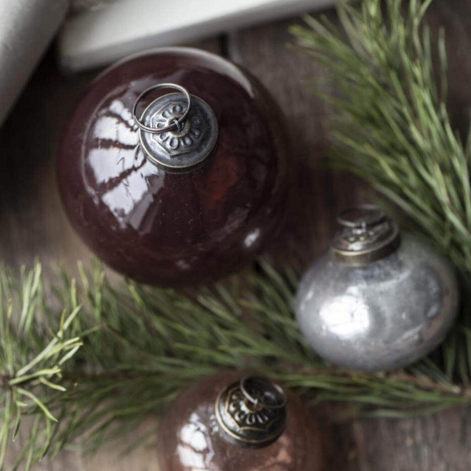 Zwiebelförmige Weihnachtskugel "Bubbled" - 5,2x5,4 cm (Grau) Ib Laursen