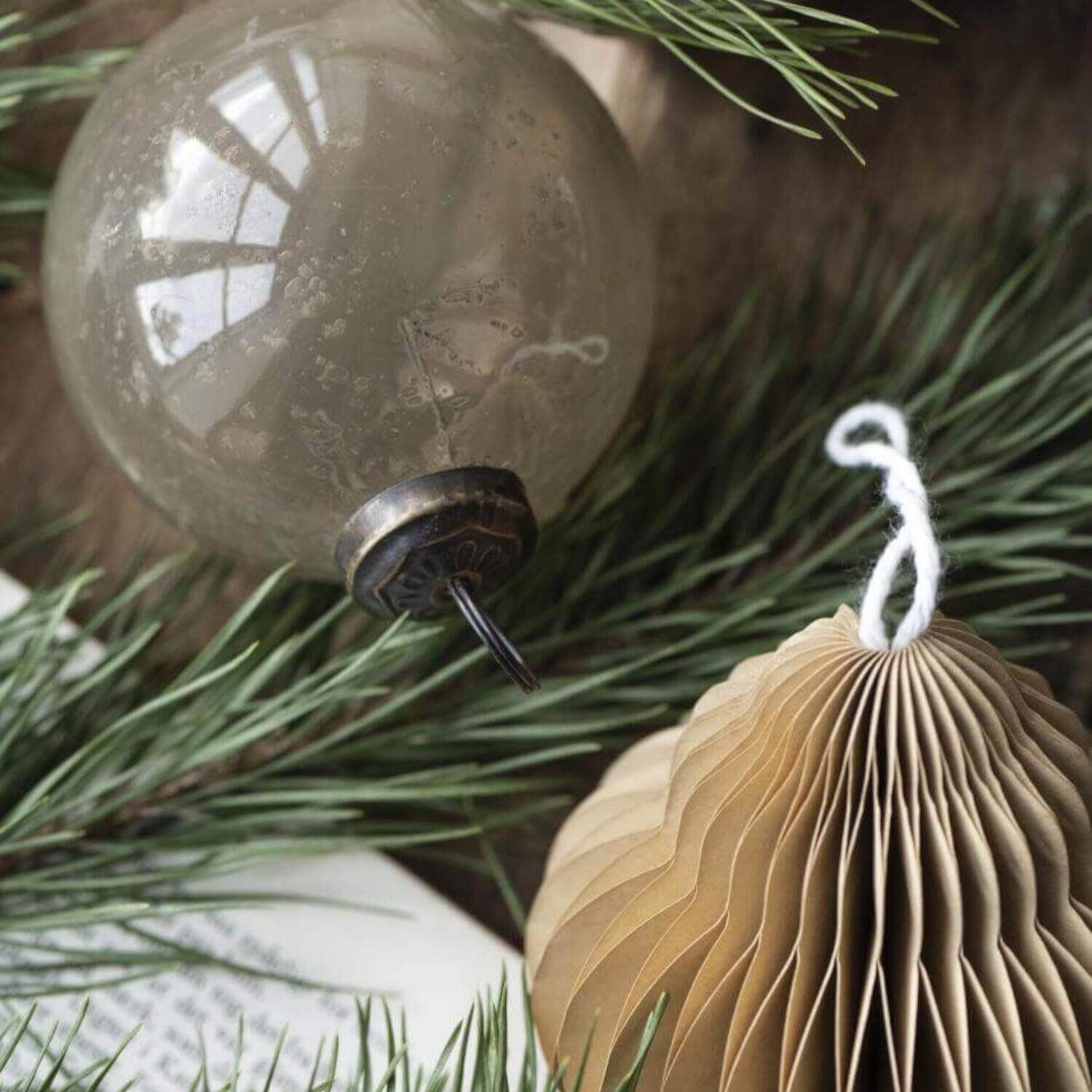 Weihnachtsschmuck zum Hängen "Juwel" - 8x10 cm (Natur)