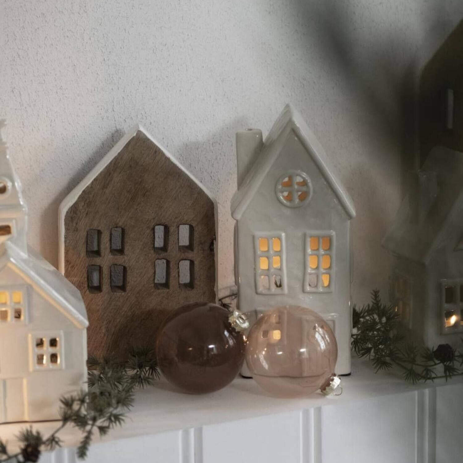 Weihnachtskugel für Tannenbaum - 8x8 cm (Braun) Ib Laursen
