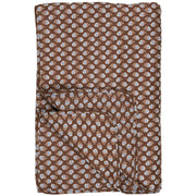 Quilt mit Blumenmuster - 180x130 cm (Dunkelbraun/Blau)