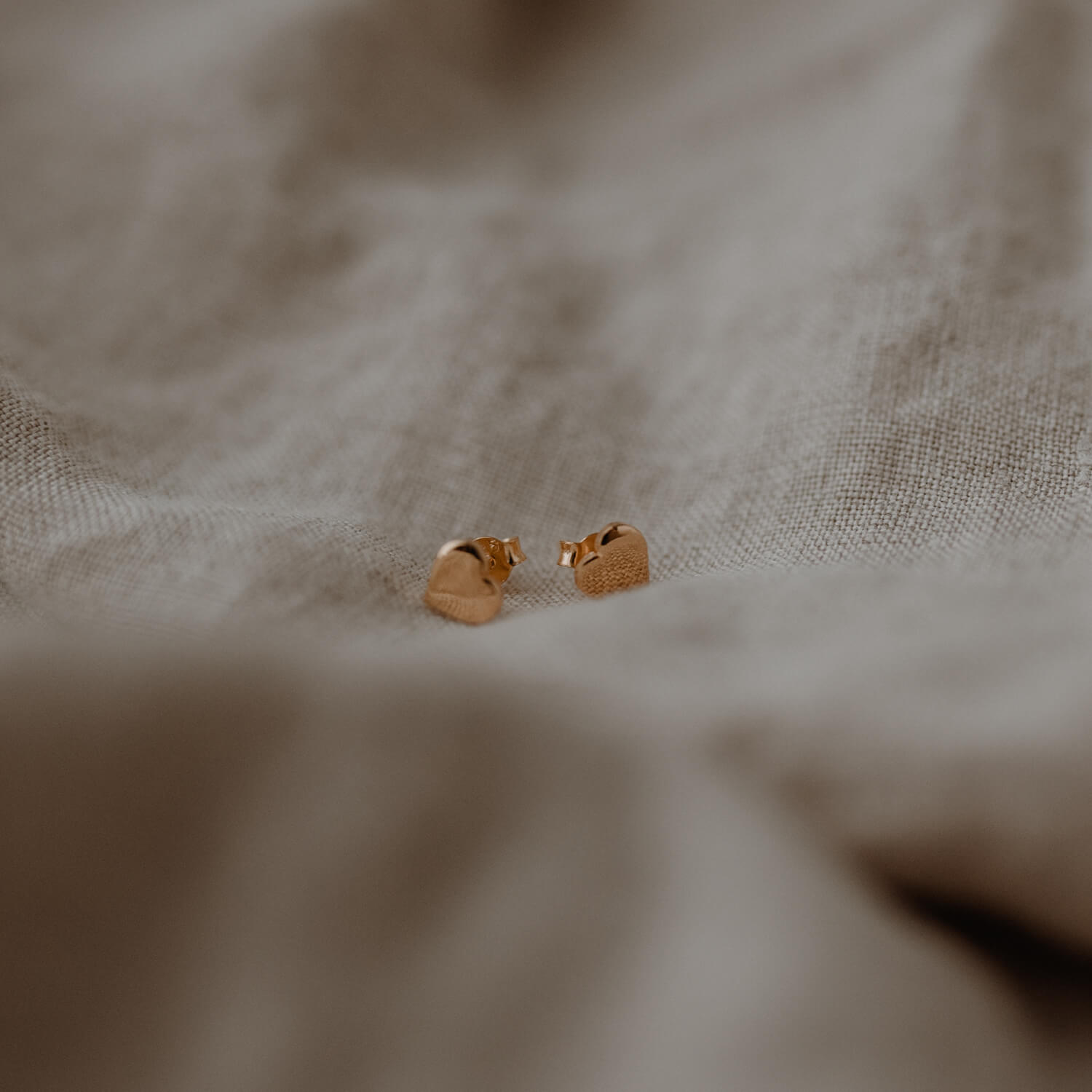 Herz-Ohrstecker "Lia" (Gold)