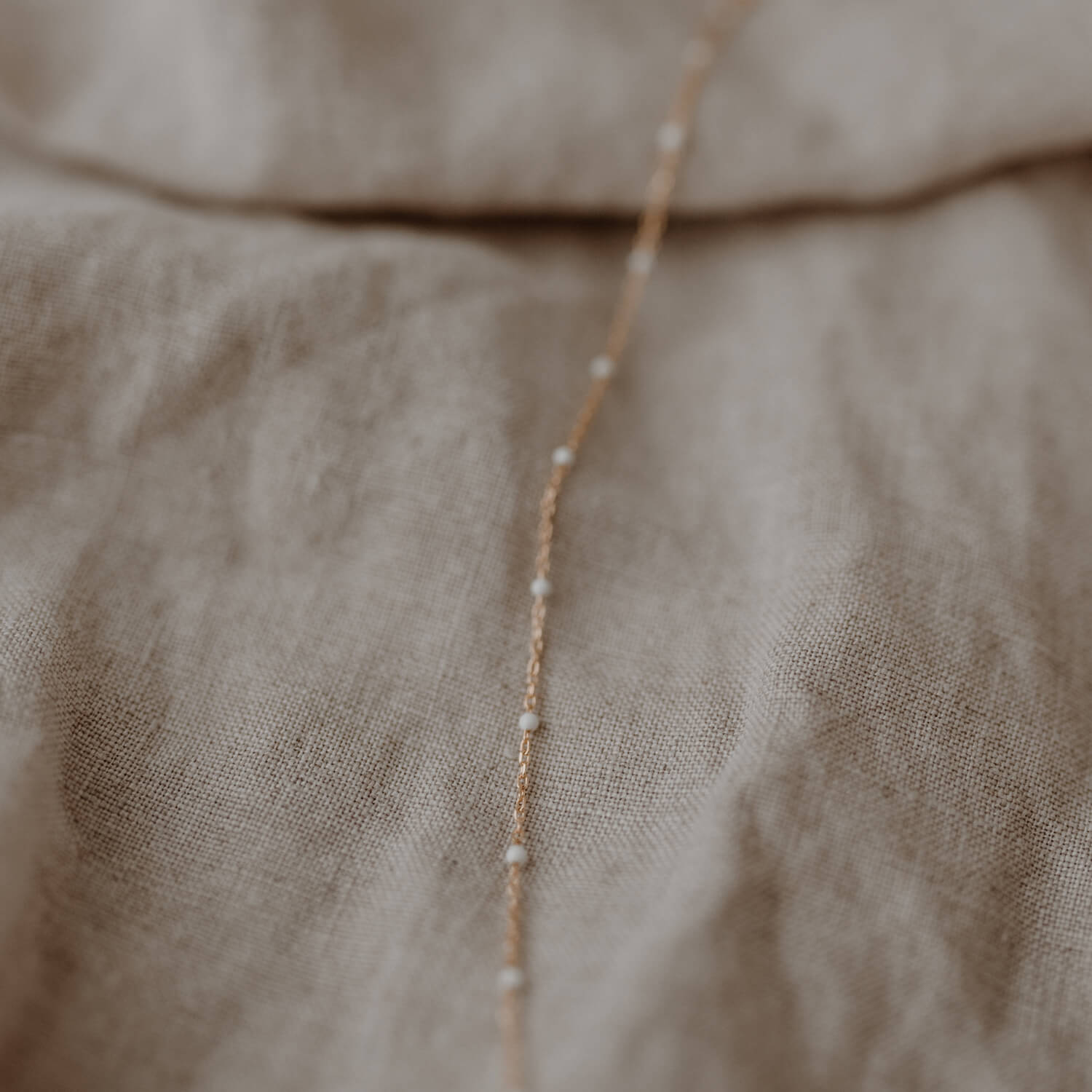 Kette "Lini" - 40-45 cm (Gold/Weiß)