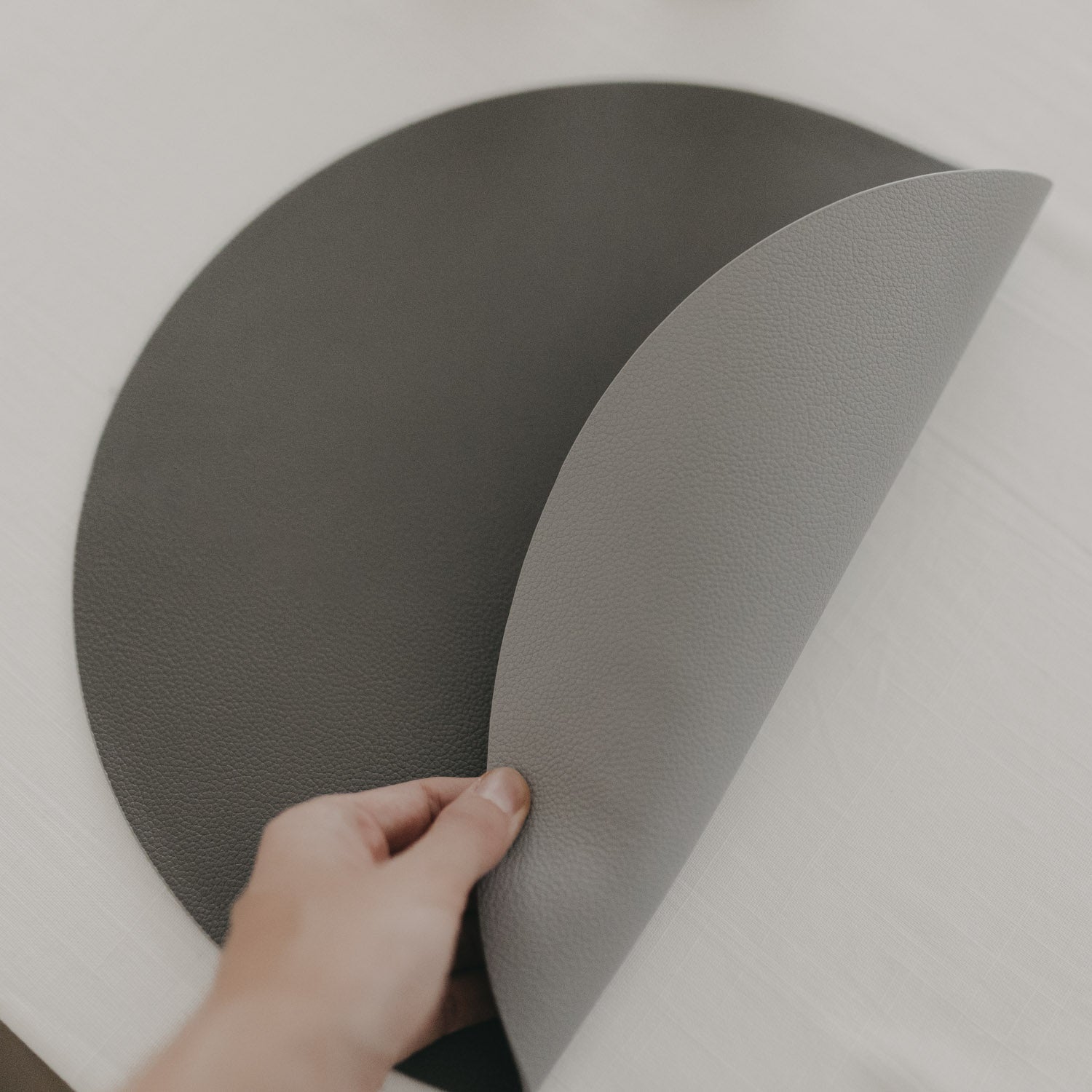 Wendbares Platzset "Herz" (Grau)