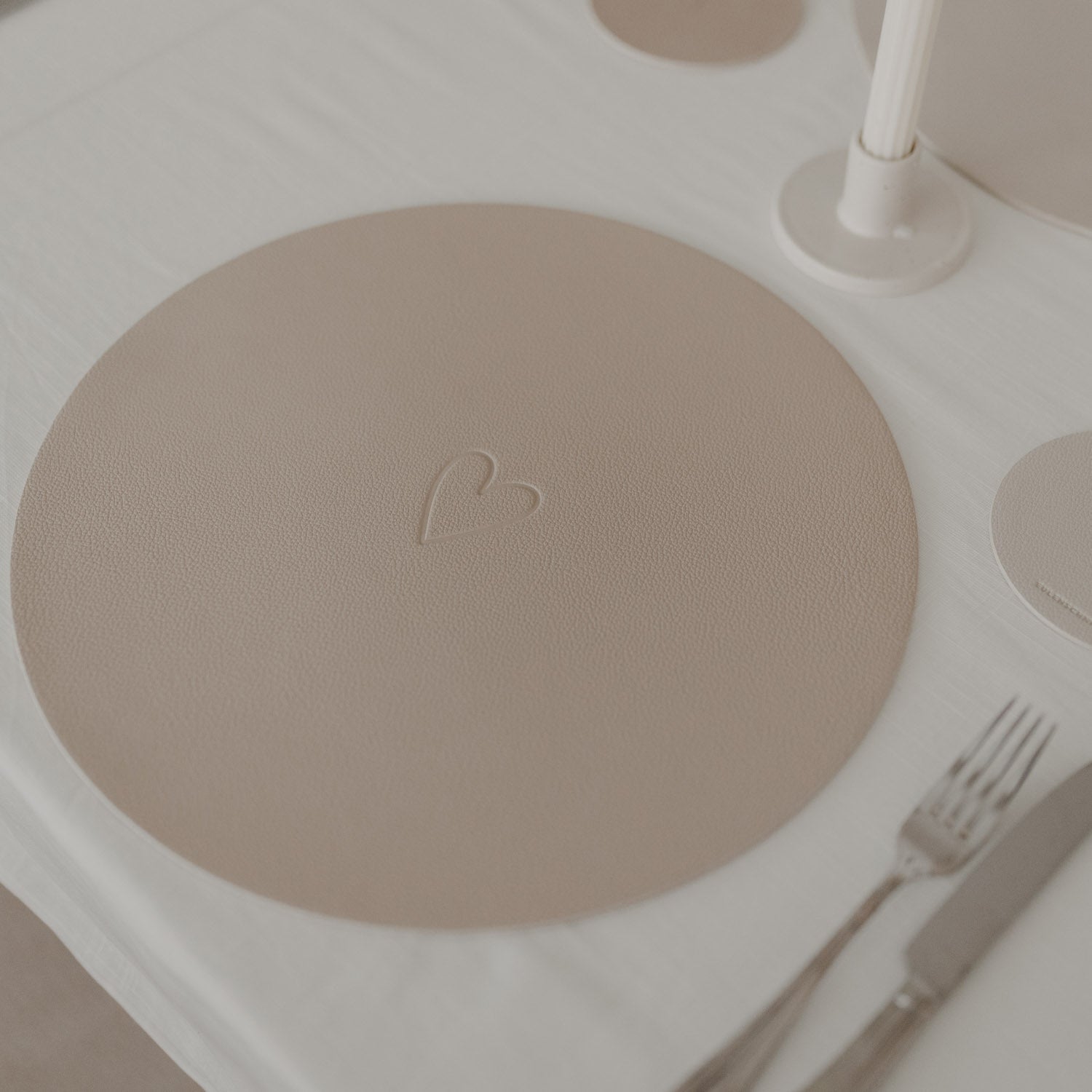 Wendbares Platzset "Herz" - 35 cm (Creme)