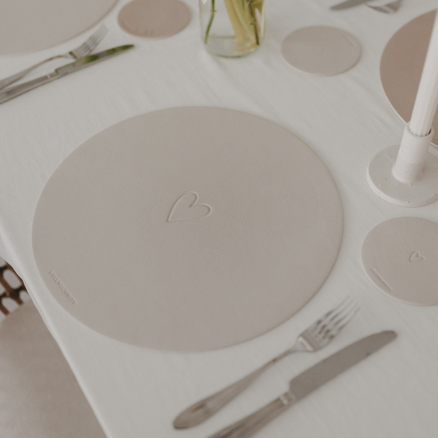 Wendbares Platzset "Herz" - 35 cm (Creme)