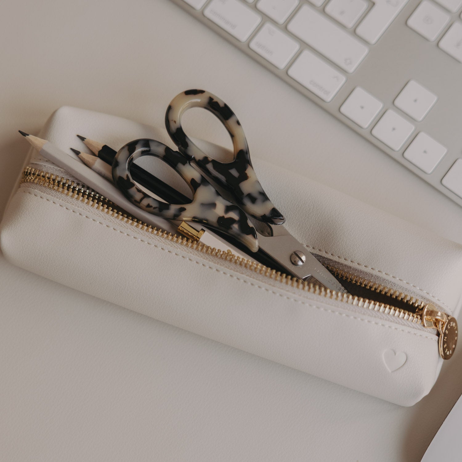 Federtasche "Herz" (Creme)