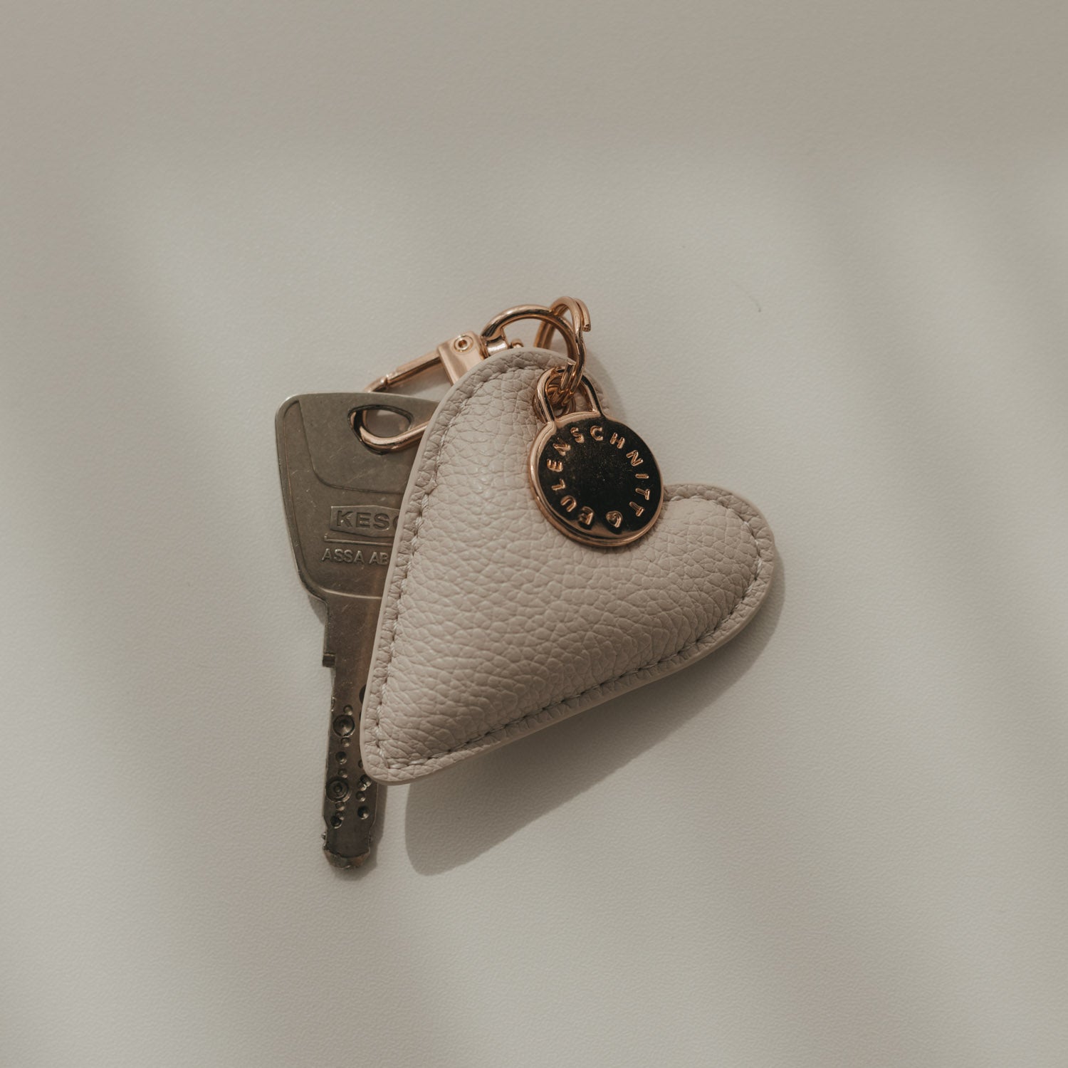 Schlüsselanhänger "Herz" - 3x6,8 cm (Creme)