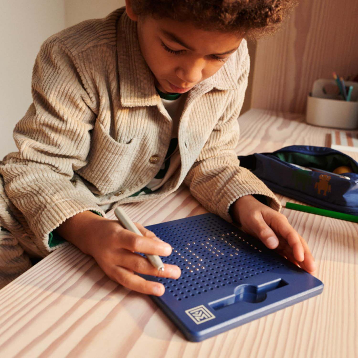 Magnetische Spieltafel "Annelise" - 21,5x17,5x1,2 cm (Indigo Blue)