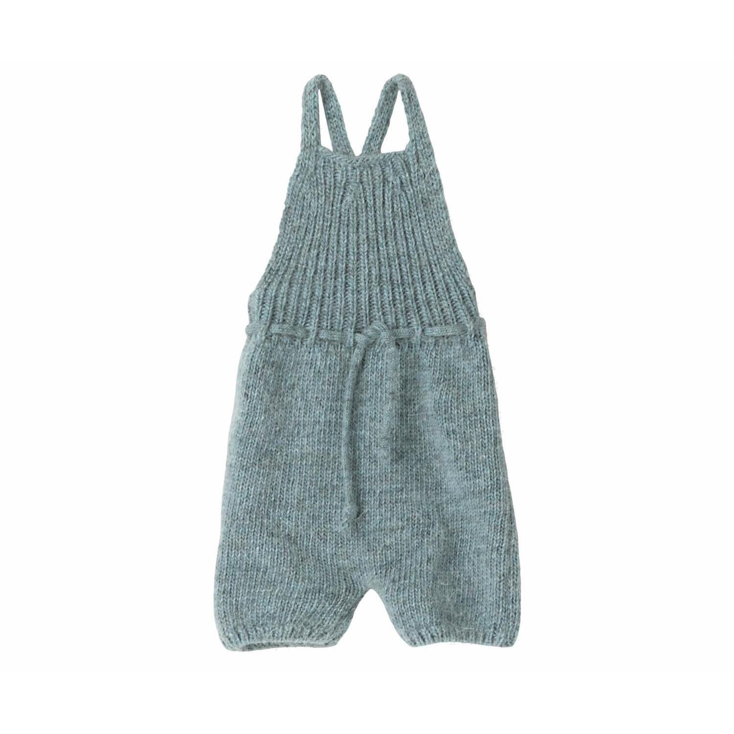 Strickoverall für Kuschelhasen in Blau, Ärmellos mit Hosenträgeroptik