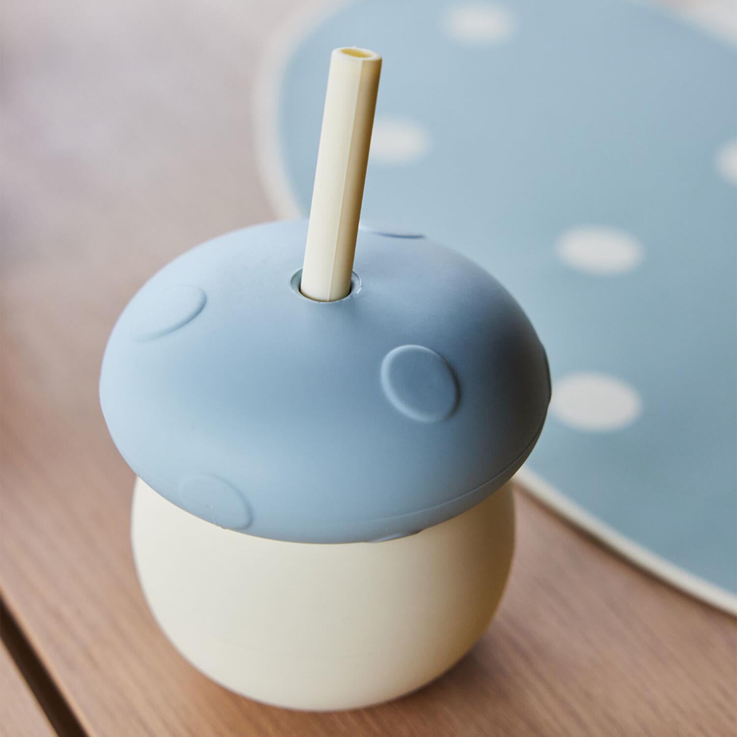 Pilz-Tasse mit Strohhalm (Offwhite/Blau)