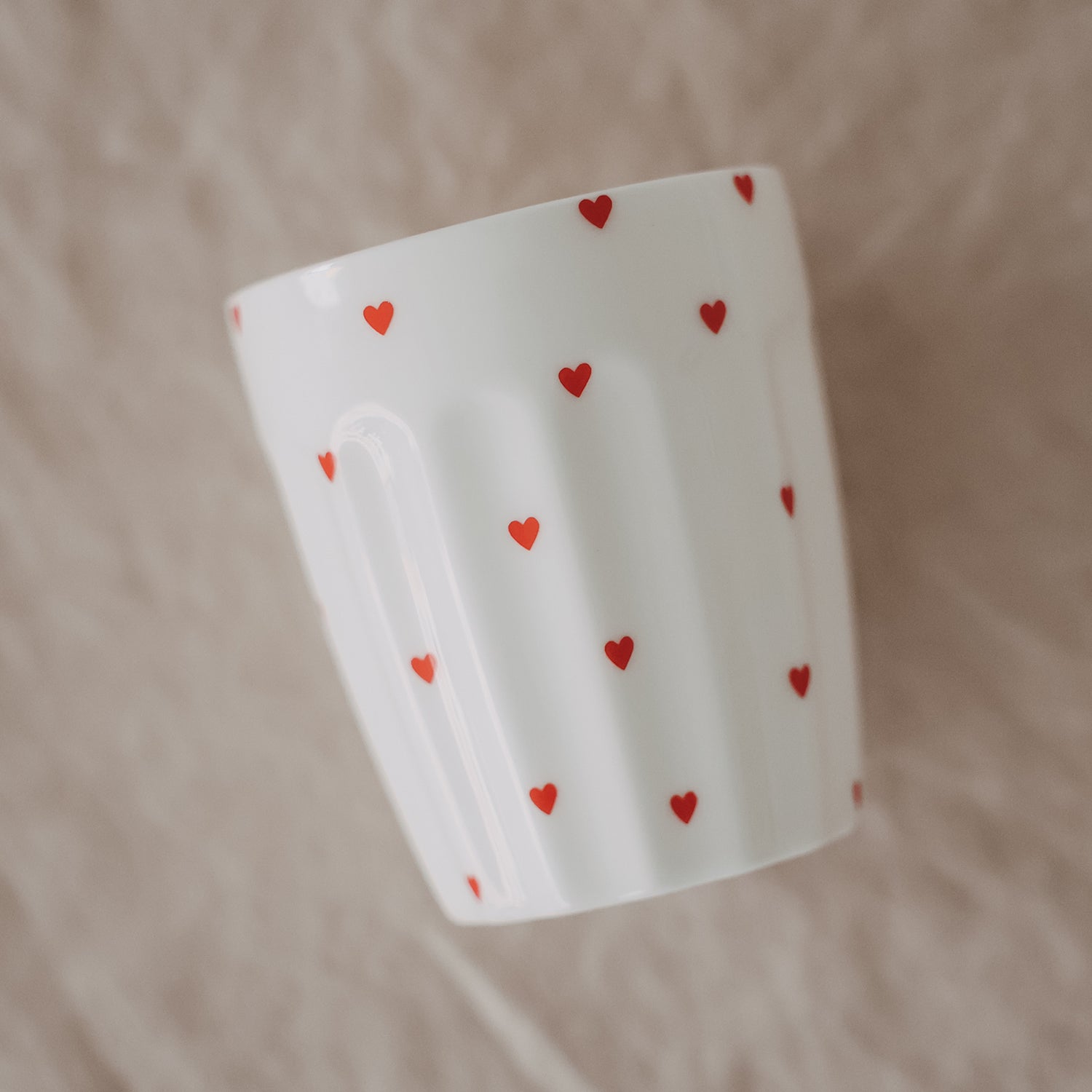 Becher "Kleine Herzen" (Rot)