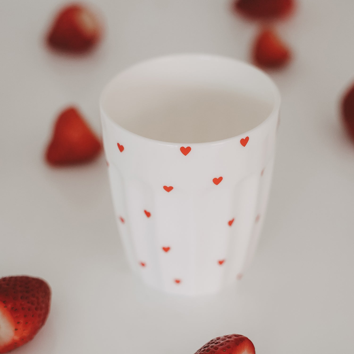 Becher "Kleine Herzen" (Rot)
