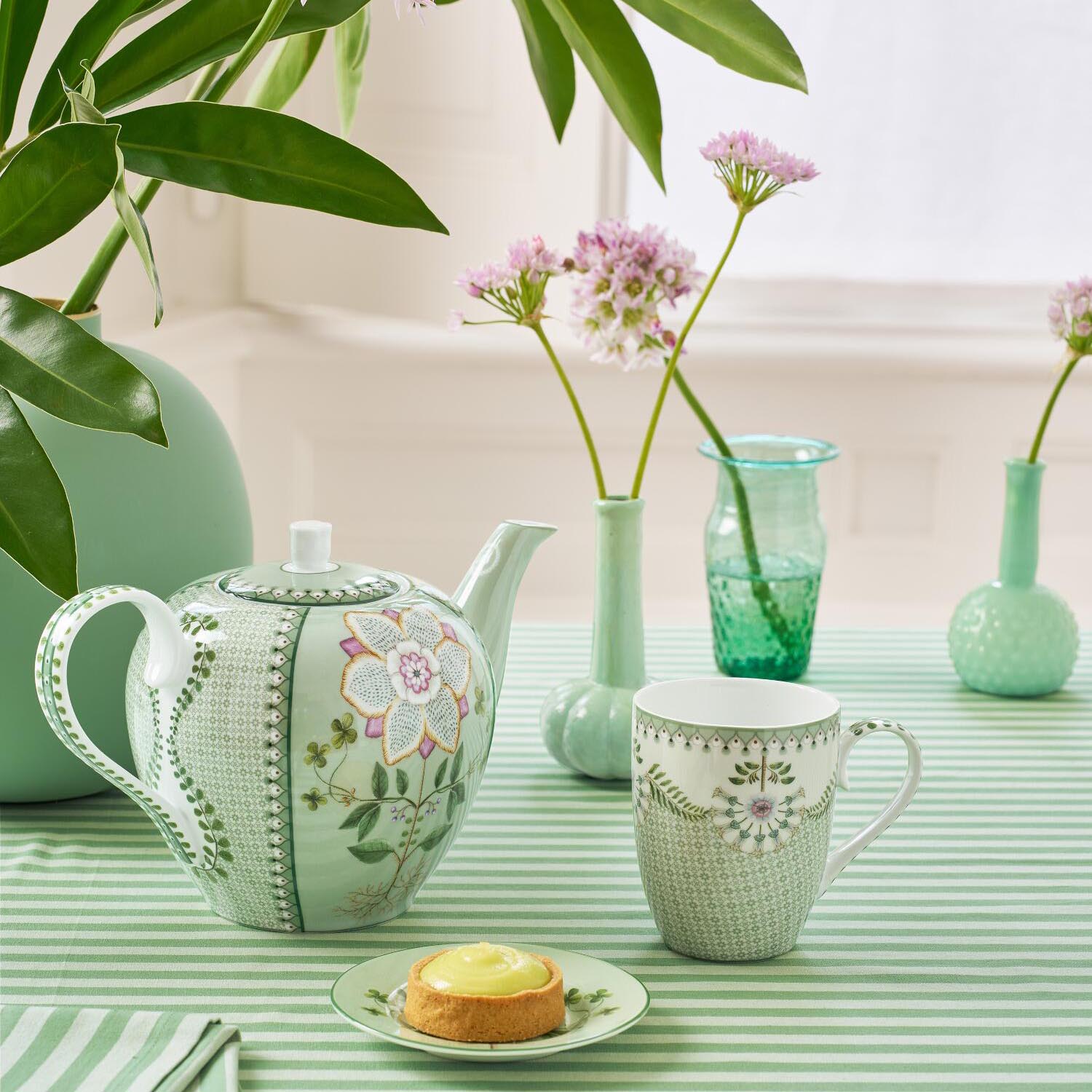 Tasse "Lily & Lotus - Tiles" - 350 ml (Hellgrün)