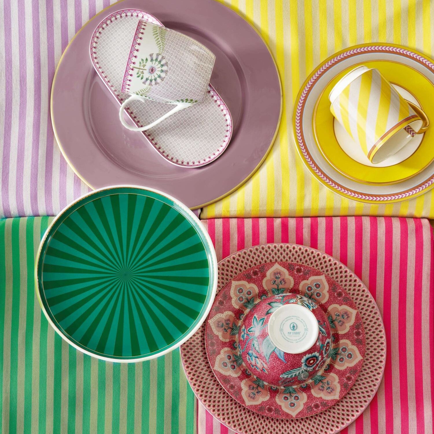 Metallteller - 32 cm (Lila)