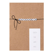 Buchstabenperlen-Karte "Gutschein" - 11,8x16,6 cm (Braun/Weiß)
